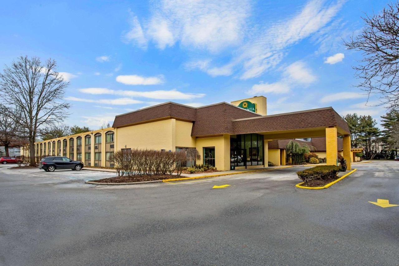 La Quinta By Wyndham Armonk Westchester Cnty Apt Bagian luar foto