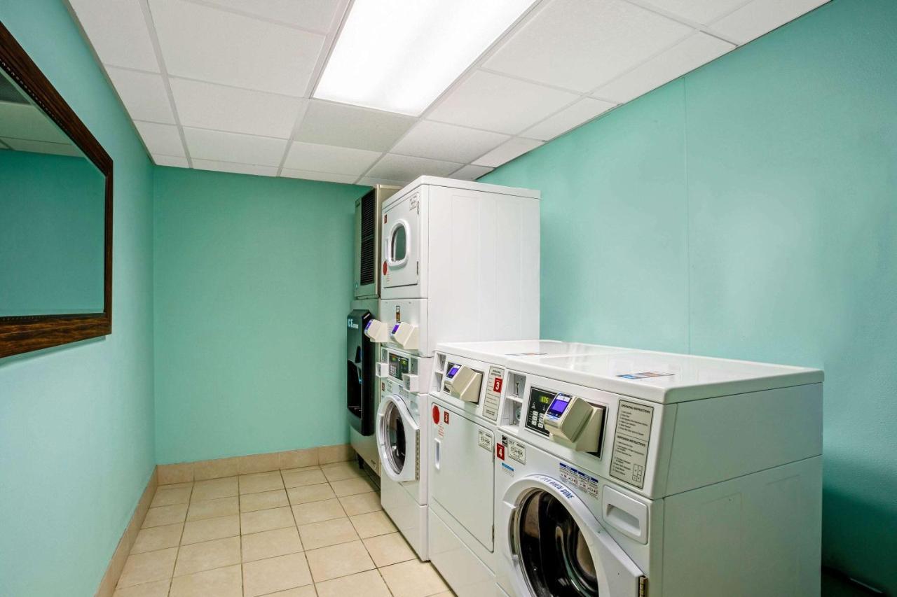 La Quinta By Wyndham Armonk Westchester Cnty Apt Bagian luar foto