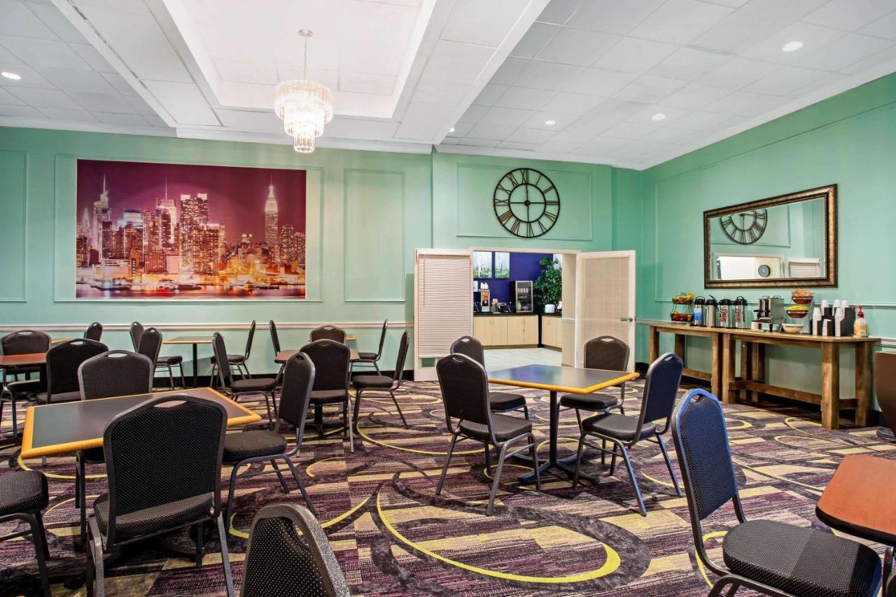 La Quinta By Wyndham Armonk Westchester Cnty Apt Bagian luar foto